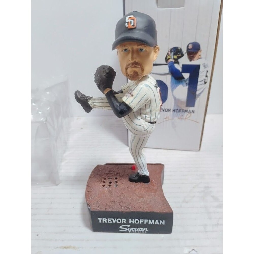 2018 TREVOR HOFFMAN SAN DIEGO PADRES SGA TALKING BOBBLEHEAD TESTED WORKS